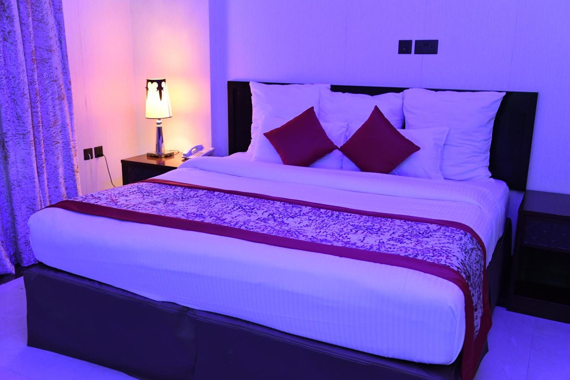 Ista Suites Seef Манама Экстерьер фото