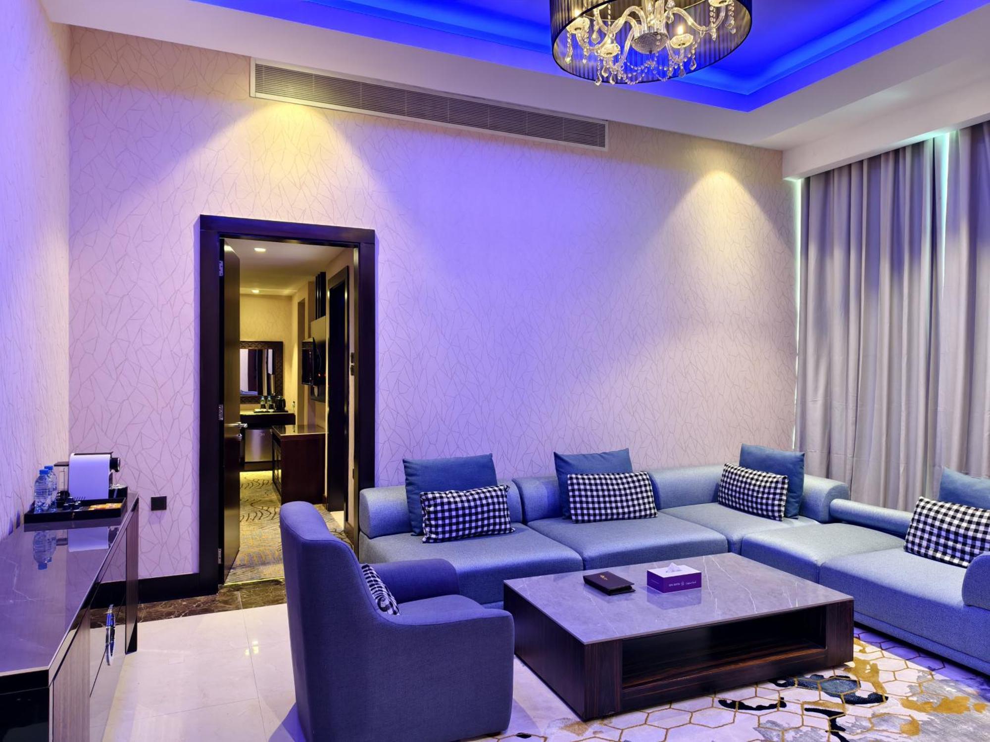 Ista Suites Seef Манама Экстерьер фото